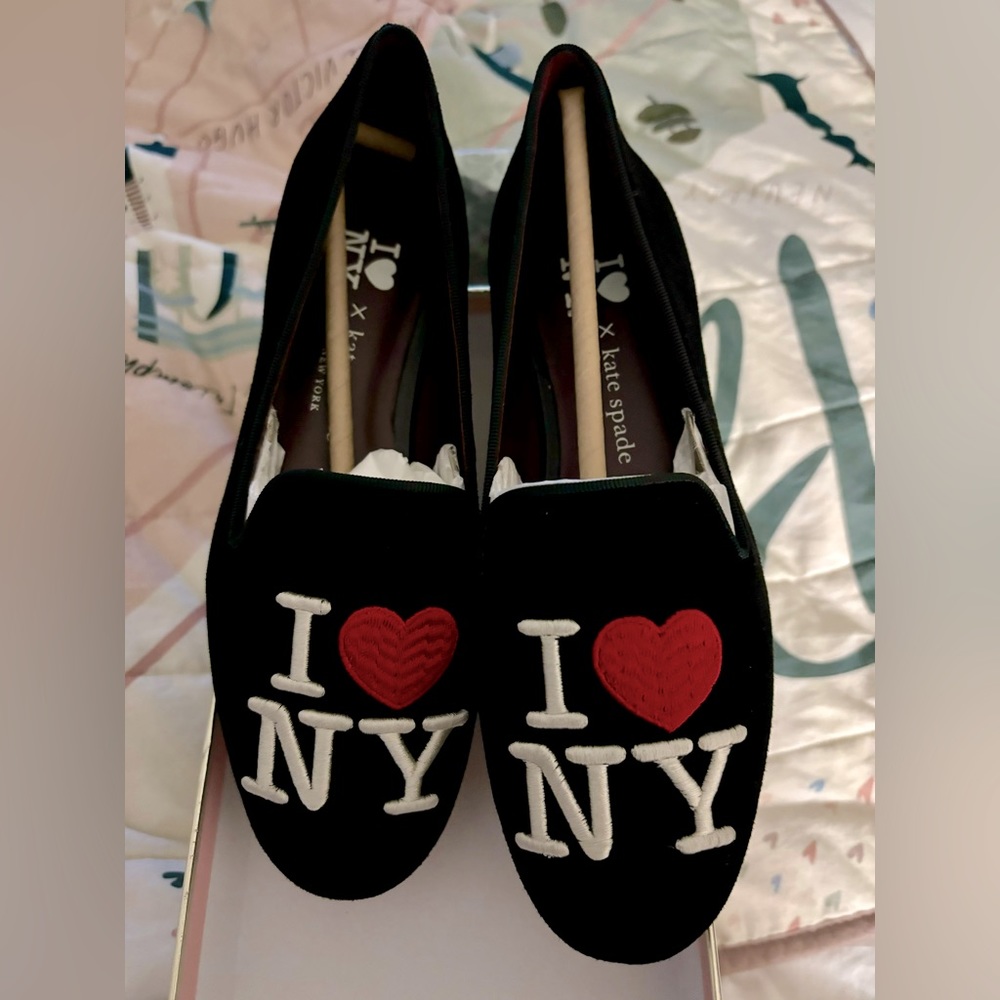 Kate Spade New York Women's Lounge I Love New York Graphic Flats - Size 7 ❤️